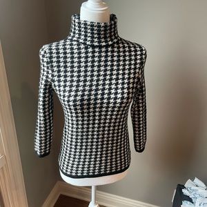 Lauren Houndstooth 3/4 length Sweater